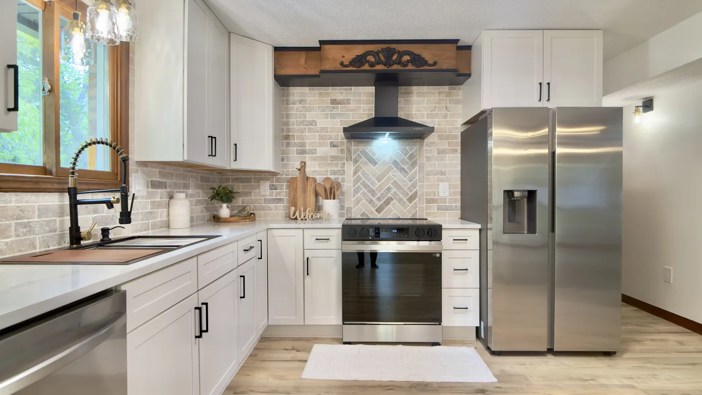308 Castaway Drive after — kitchen